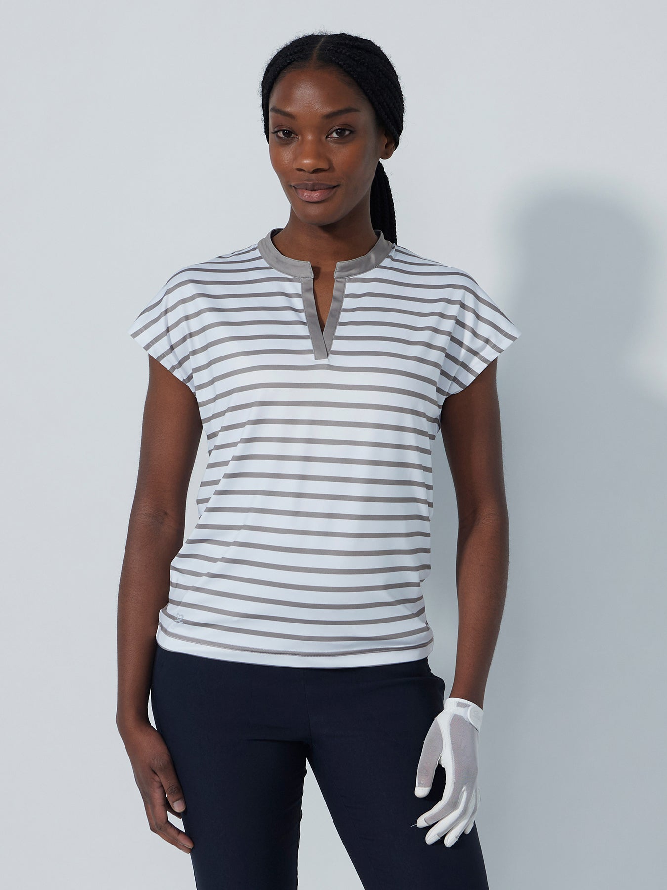 Itami Cap Sleeved Top Taupe – Daily Sports